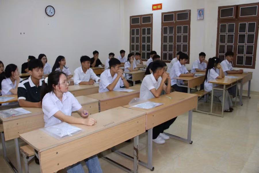 Năm học 2026 - 2027, học sinh đều dùng chung một sách giáo khoa. 1783554170056-2217233899544000953-2288454523845623742-2c84da46511712e2effe706bcae4ceca.jpg