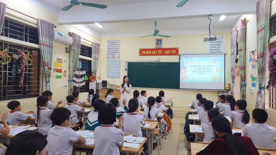 Trường Tiểu học Nguyệt Đức đẩy mạnh chuyển đổi số trong dạy và học.