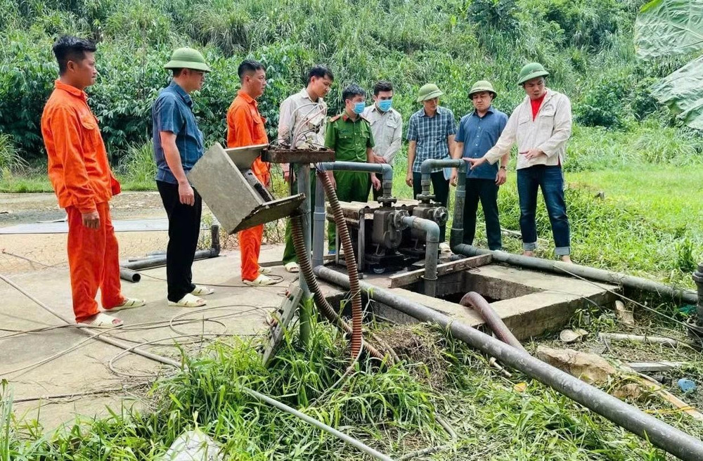 Khu vực hiện trường. Ảnh: Minh Hoàng/LĐO. tai-nan-trai-lon.jpg