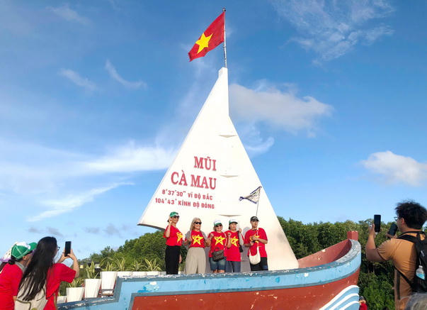 Đánh thức “kho báu” cực Nam, tạo tăng trưởng mới cho du lịch Cà Mau