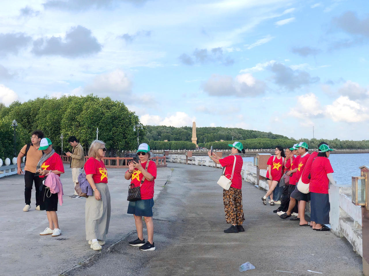 Đánh thức “kho báu” cực Nam, tạo tăng trưởng mới cho du lịch Cà Mau