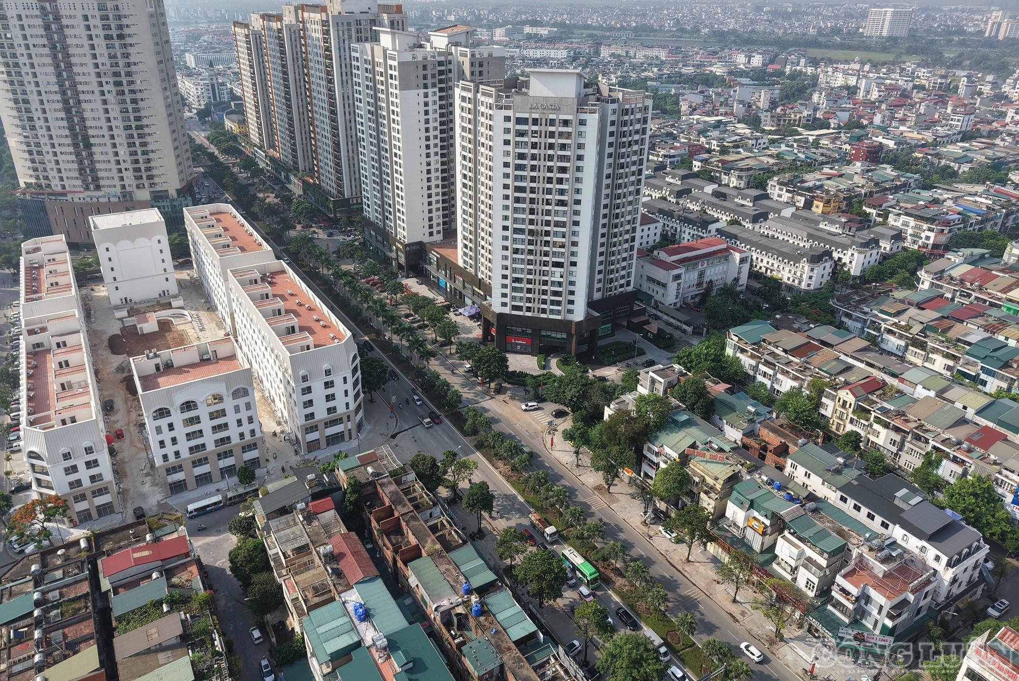 Vừa qua, Sở Xây dựng Hà Nội đã cấp phép thi công cho Ban Quản lý dự án đầu tư xây dựng công trình giao thông TP.Hà Nội thực hiện hạng mục khoan khảo sát địa chất trên đường Lê Trọng Tấn và đường Văn Khê. clo_br_dji-20260814081910-0306-d.jpg
