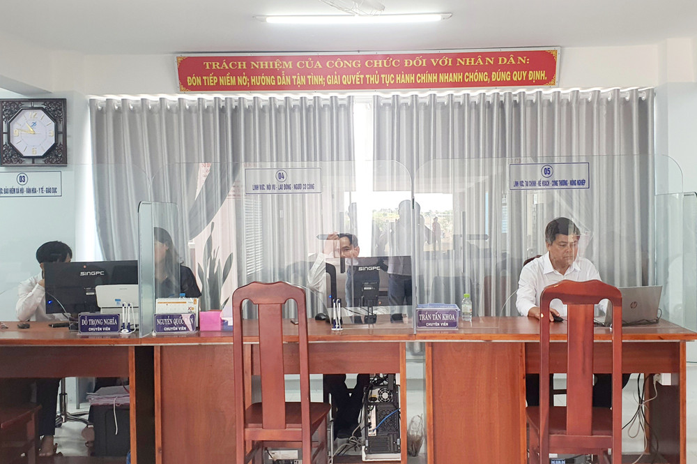Cà Mau tập trung trang bị thiết bị công nghệ thông tin cấp xã nhằm đảm bảo vận hành chính quyền địa phương 2 cấp. Ảnh: Minh Luân anh-2.jpg