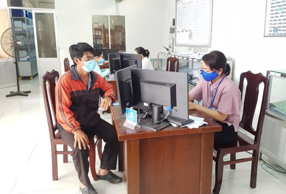 Chuyển đổi số góp phần nâng cao hiệu quả quản lý, phục vụ người dân tốt hơn. Ảnh: Minh Luân anh-1.jpg