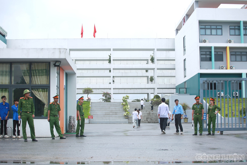 Trường THPT chuyên Tuyên Quang. Ảnh: Quang Hùng clo_br_6r4a7459.jpg
