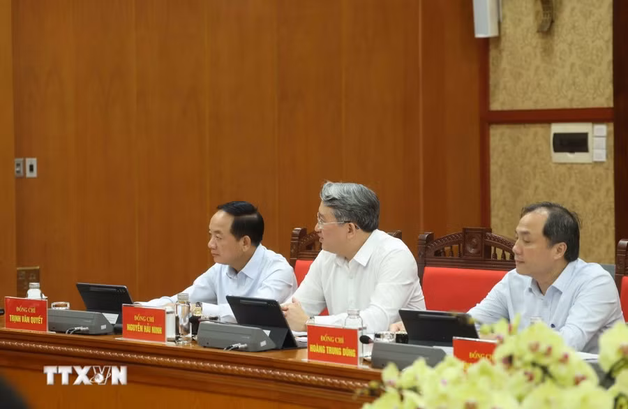 Các đại biểu tham dự cuộc làm việc. (Ảnh: Thống Nhất/TTXVN)