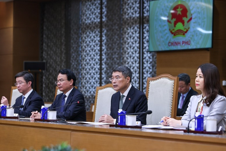 Thủ tướng Chính phủ bày tỏ tin tưởng chuyến thăm của Bộ trưởng Ngoại giao Chile tới Việt Nam sẽ góp phần duy trì đà phát triển quan hệ Việt Nam - Chile thời gian tới, phục vụ hiệu quả lợi ích của nhân dân hai nước, góp phần vào hòa bình, ổn định và phát triển ở hai khu vực - Ảnh: VGP Thủ tướng Chính phủ bày tỏ tin tưởng chuyến thăm của Bộ trưởng Ngoại giao Chile tới Việt Nam sẽ góp phần duy trì đà phát triển quan hệ Việt Nam - Chile thời gian tới, phục vụ hiệu quả lợi ích của nhân dân hai nước, góp phần vào hòa bình, ổn định và phát triển ở hai khu vực - Ảnh: VGP