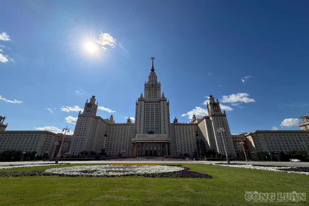 clo_br_img-2329.jpg