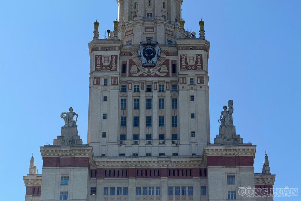 clo_br_img-2330.jpg