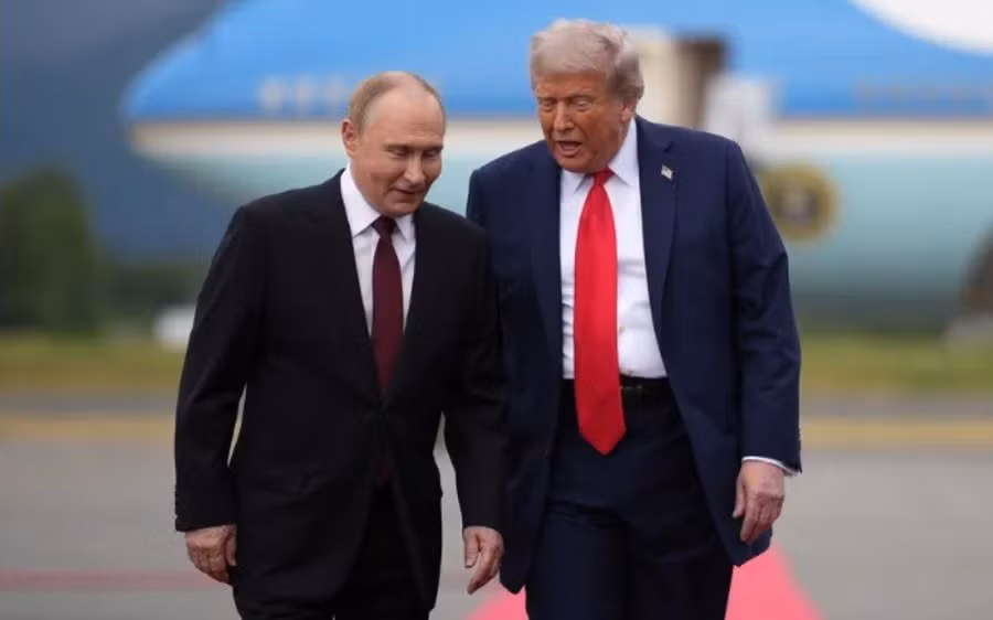 Tổng thống Nga Vladimir Putin và Tổng thống Mỹ Donald Trump.