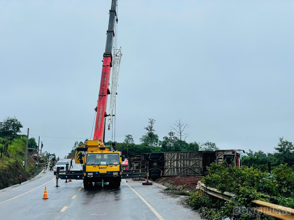 Cơ quan chức năng cho biết, tuyến đường xảy ra tai nạn hiện chưa được bàn giao đưa vào khai thác clo_br_1788157995698-2242190076486083181-2242190076486083181-2f13367b2d9535c128857df49511e6dd.jpg