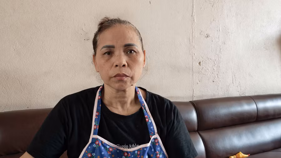 Bà Hoàng Thị Dung phản ánh dù đã đóng tiền gia hạn BHYT nhưng thẻ không được gia hạn. 1.jpg