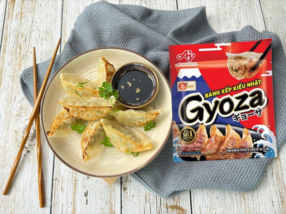 Bánh xếp kiểu Nhật Gyoza áp chảo vàng giòn hấp dẫn. f2.jpg
