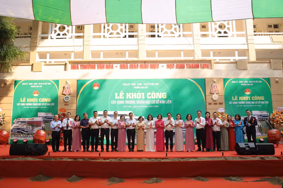 Đại biểu dự lễ khởi công. 3.jpg