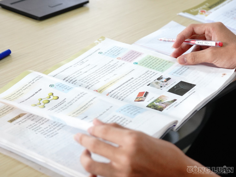 Chẳng hạn, một trường tuyển ngành Công nghệ thông tin năm 2028 sẽ phải lựa chọn một trong các phương thức như điểm thi tốt nghiệp THPT, điểm thi đánh giá năng lực hoặc học bạ, thay vì sử dụng đồng thời nhiều phương thức như hiện nay. clo_br_dsc03151.jpg