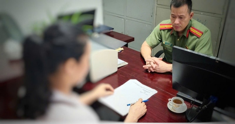 Cơ quan Công an lập biên bản xử phạt trường hợp đăng tin sai sự thật lên mạng xã hội